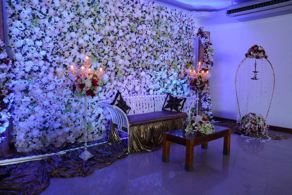 โรงแรมเมาท์บรีซ Dehiwala-Mount Lavinia ภายนอก รูปภาพ