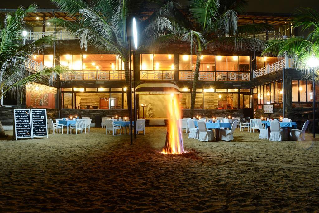 โรงแรมเมาท์บรีซ Dehiwala-Mount Lavinia ภายนอก รูปภาพ