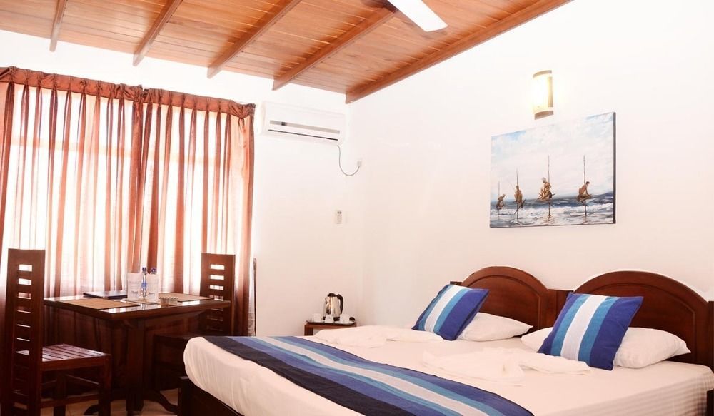 โรงแรมเมาท์บรีซ Dehiwala-Mount Lavinia ภายนอก รูปภาพ