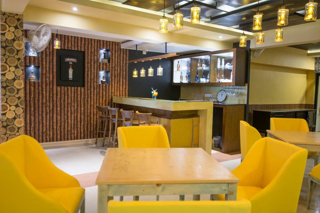โรงแรมเมาท์บรีซ Dehiwala-Mount Lavinia ภายนอก รูปภาพ