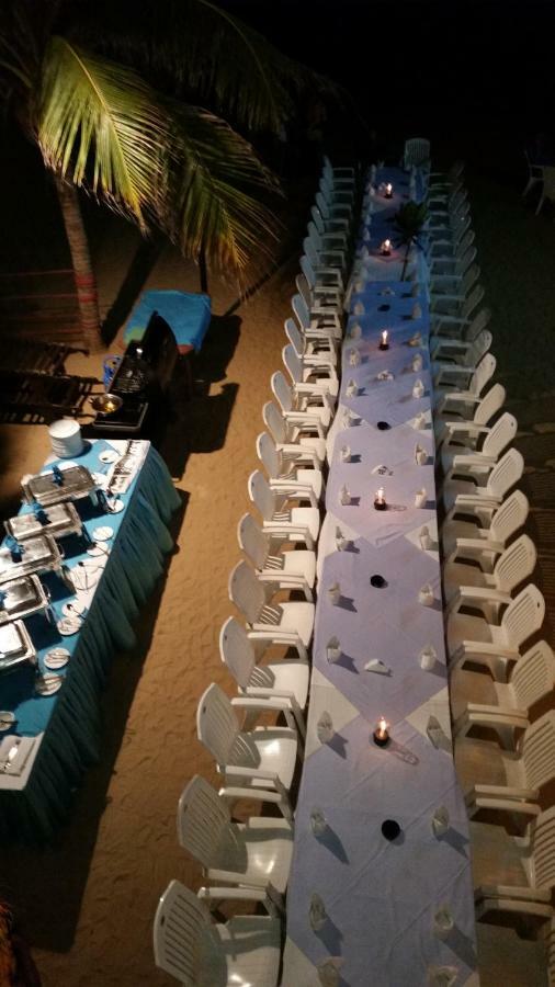 โรงแรมเมาท์บรีซ Dehiwala-Mount Lavinia ภายนอก รูปภาพ